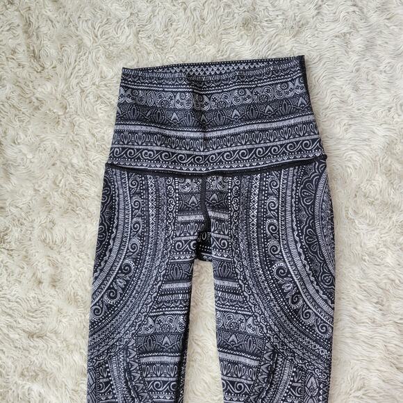 Lululemon Wunder Under Hi-Rise Tight Nulux 28" Entwined Size 0/2 - Picture 4 of 7
